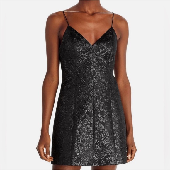 Alice + Olivia Dresses & Skirts - NWT Alice + Olivia Tayla Jacquard Mini Dress Size 8